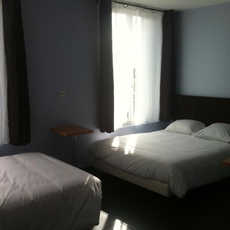 Hotel Moderne Nanterre Pokoj fotografie