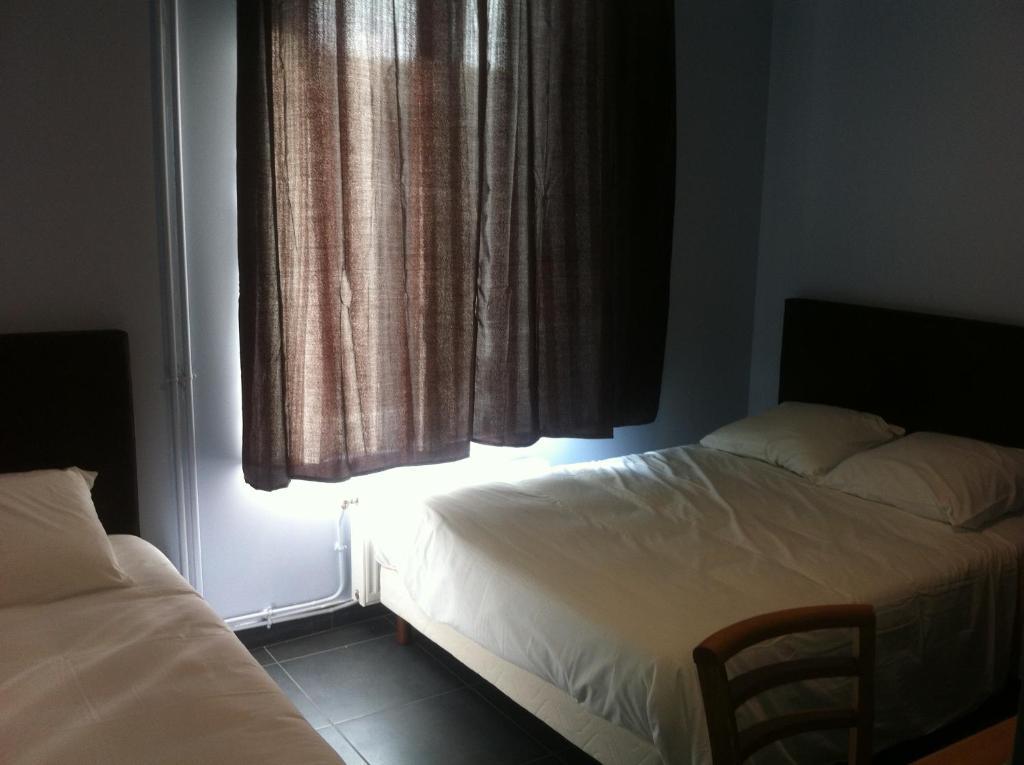Hotel Moderne Nanterre Pokoj fotografie